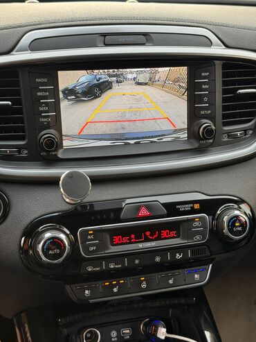 Kia: Kia Sorento: 2018 г., 2 л, Автомат, Дизель — 6