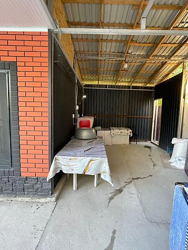 Sale of cottages and houses: Продаётся уютный дом в центре Сокулука! Отличное расположение — всего — 22