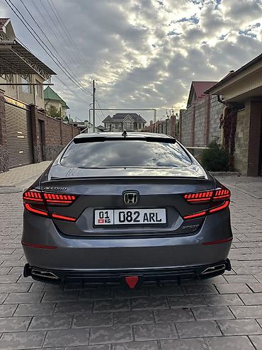 гакаён машина: Honda Accord: 2018 г., 1.5 л, Вариатор, Бензин, Седан — 4