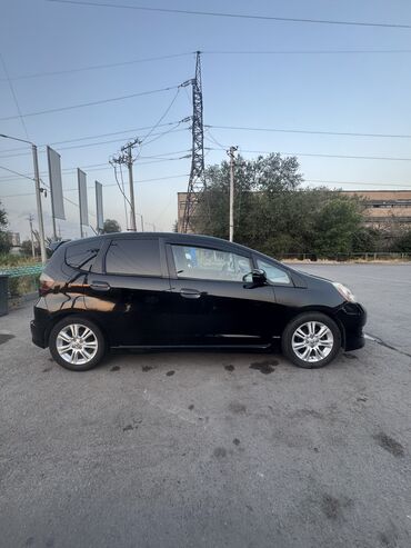 Honda: Honda Fit: 2010 г., 1.5 л, Автомат, Бензин, Хэтчбэк — 3