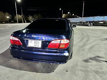 Другие автомобили: Седан бизнес‑класса темно-синего цвета. Просторный салон с мягкой — 5