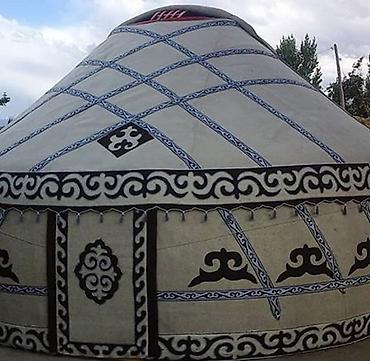 Спорт и хобби: Аренда юрты, Каркас Металлический, 85 баш, С полом, Самовар, Стол — 8