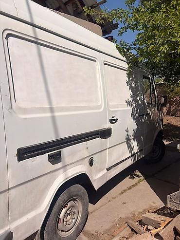 124 e500: Mercedes-Benz T1: 1991 г., 2.3 л, Механика, Дизель, Фургон — 7