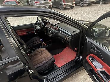 step wgn: Mitsubishi Lancer: 2004 г., 1.6 л, Механика, Бензин, Седан — 7
