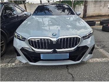 byd e1: BMW 5 series: 2026 г., Седан — 3