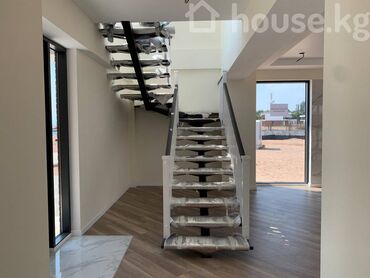 Продажа домов: Коттедж, 274 м², 5 комнат, Собственник, Дизайнерский ремонт — 8