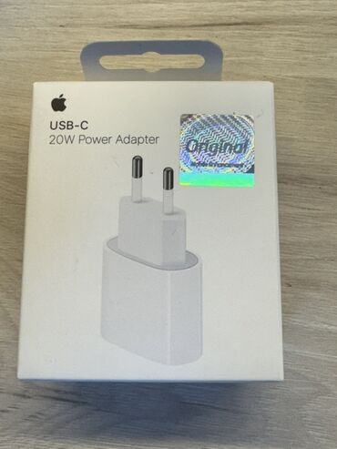 Зарядные устройства: Адаптер питания Apple USB‑C 20W (модель A2464) - Мощность: 20 Вт -