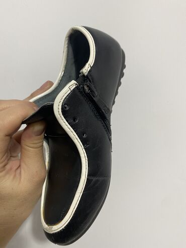 мужская обувь зима: Чёрный туфли мальчик 31 разм хорош сос как на фото 500 с одели 2-3