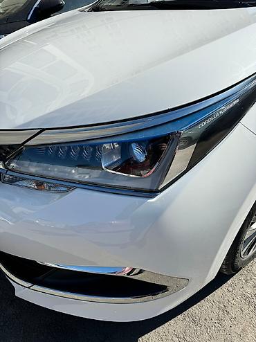 Toyota: Toyota Corolla: 2019 г., 1.8 л, Вариатор, Гибрид, Седан — 10