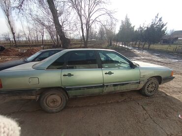 Audi: Audi 100: 1986 г., 2 л, Механика, Бензин