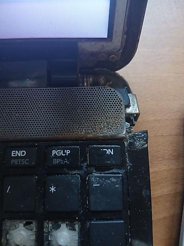 notebook kredit: Korpusu sınıqdır.Düymələrini uşaq çıxardıb,əlavə klaviatura qoşub — 3