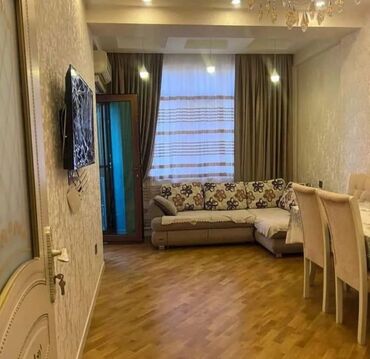 20 ci sahede kiraye evler 2019: Qarayevde metronun Yaninda Planet şadlıq Sarayının Yanında 2 otagli