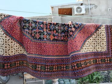 islenmis xalca: Xalça Azərbaycan