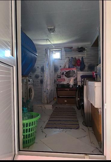 Продажа коттеджей и домов: Продаётся жилой дом с участком и садом. - Одноэтажный дом: светлая — 12