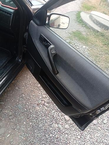 Volkswagen: Volkswagen Passat: 1993 г., 1.8 л, Механика, Бензин, Универсал — 8