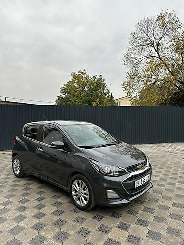 Chevrolet: Chevrolet Spark: 2019 г., 1 л, Вариатор, Бензин, Хэтчбэк — 2