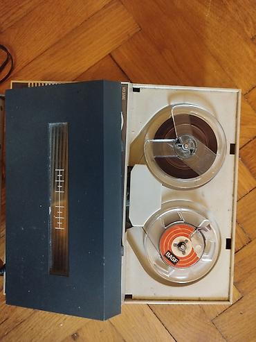 mikrofoni prodaja: Stari retro mali magnetofon Pustio sami culo se sa trake ali kad sam — 8