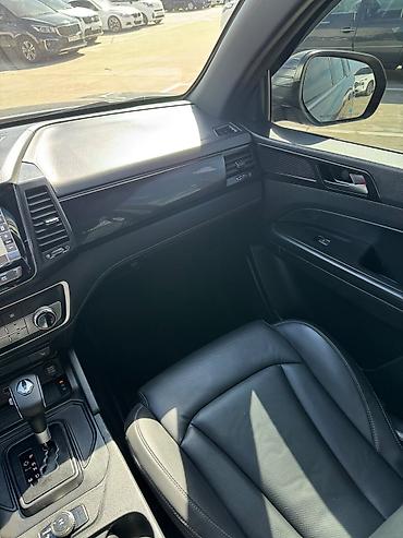roewe erx5: Ssangyong Rexton Khan: 2020 г., Пикап — 7
