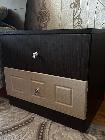 Yataq otağı dəstləri: 2 təknəfərlik çarpayı, 2 tumba, Dolab, Termo, Azərbaycan, İşlənmiş — 2