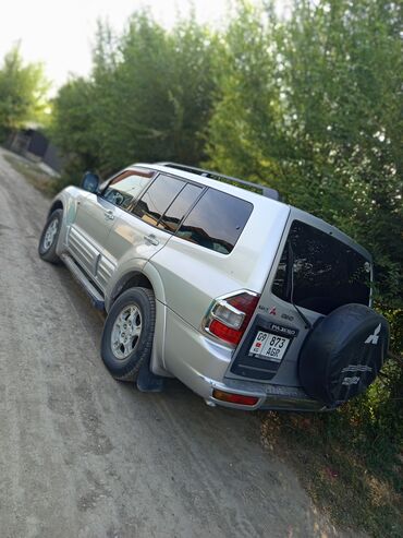 санота машина: Mitsubishi Pajero: 2001 г., 3.5 л, Автоматтык, Бензин, Жол тандабас