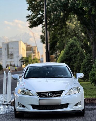 Lexus: Lexus IS: 2010 г., 2.5 л, Механика, Дизель, Седан