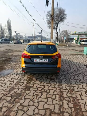 Ford: Ford Focus: 2016 г., 1.6 л, Механика, Бензин, Универсал