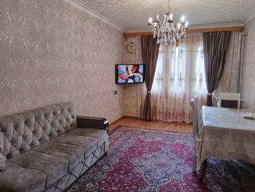 temirsiz yeni tikili evler: Gəncə, 2 otaqlı, Köhnə tikili, 55 kv. m