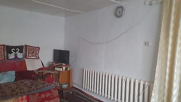 Продажа коттеджей и домов: Продаётся дом в г. Балыкчы Площадь — 65 кв.м, участок — 5 соток — 1