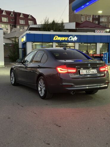 BMW: BMW 3 series: 2018 г., 2 л, Автомат, Бензин, Седан