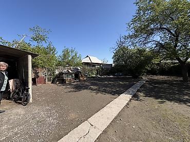 Продажа коттеджей и домов: 📢 ПРОДАЁТСЯ ДОМ! 📍 Рядом с новым Ош базаром 📍 Дача Достук, 5-линия 🏠 — 8