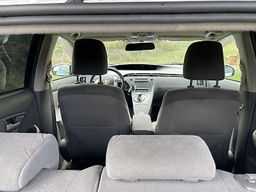 corolla 2018: Toyota Prius: 2011 г., Гибрид, Хэтчбэк — 9