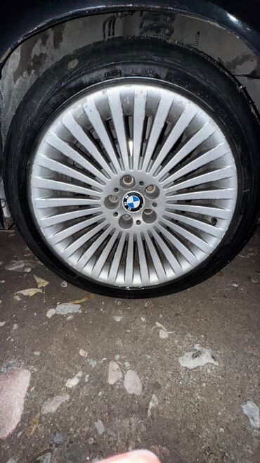 крепление для велосипеда: Дөңгөлөктөр монтажда 275 / 40 / R 19, Жай, Колдонулган, Комплект, Жеңил унаалар, Куйма, тешиктери - 5