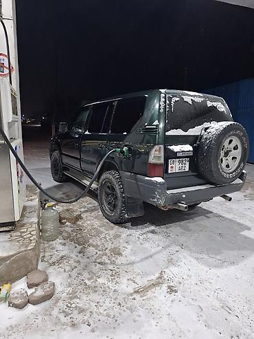 срочно тойота: Toyota Land Cruiser Prado: 2001 г., 2.7 л, Механика, Газ, Внедорожник — 2