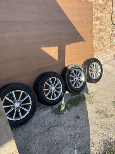 диски на даф: Дөңгөлөктөр монтажда 205 / 65 / R 16, Жай, Колдонулган, Комплект, тешиктери - 5
