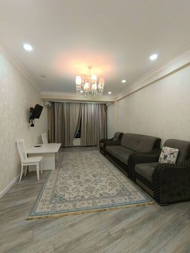 Посуточная аренда квартир: 1 комната, Душевая кабина, Постельное белье, Кондиционер — 1