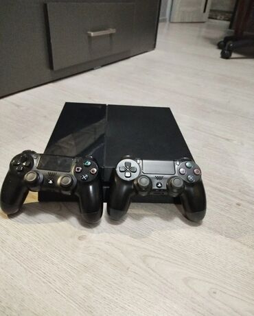 sony playstation 4 pro бишкек: Playstation 4. Фат 500гб. Не прошитый. Последняя обновления 12.50