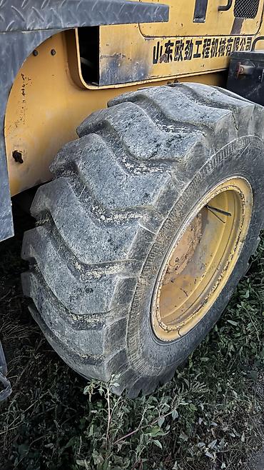 покрышки грузовые: Продаю покрышки на погрузчик 16/70-24 16/70r24 16/70 24 в наличии 4 — 1