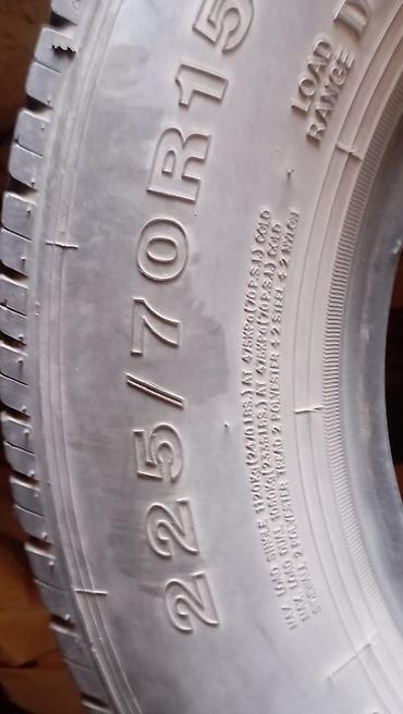 16 lt: Резина в комплекте, 4 шт,от спринтера, размер 225/70 R 15.,цена 6000т — 2