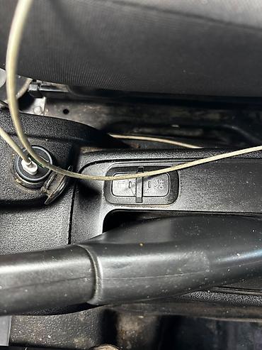 Fiat: Fiat Doblo Benzin+metan. Karoserija i prostor za teret: - Zatvoreni — 4