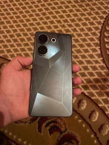 mikrofon kalonka: Tecno Camon 20 Pro, Face ID