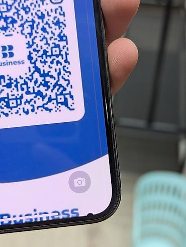 Apple iPhone: IPhone 13 Pro, Б/у, 256 ГБ, Графит, Зарядное устройство, Защитное стекло, Чехол, 80 % — 16