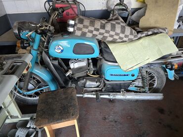 мотоцикл java: Мотоцикл ИЖ Планета 2 голубого цвета. Эта модель оснащена