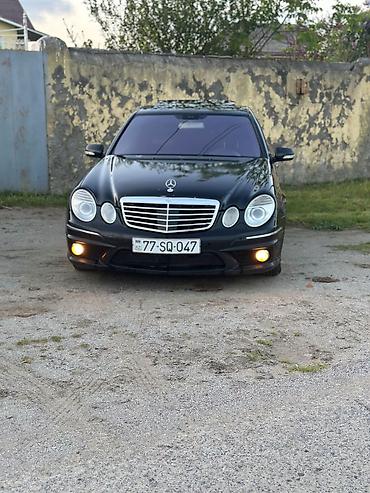hyundai i30 oluxanası: Mercedes-Benz E 320: 3.2 l | 2004 il Sedan — 7