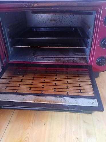 elektrikli fincan: Kumtel elektrik mini-fırın - Rəng: qırmızı/qara korpus - Ön qapı — 2