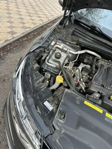 Renault: Renault SM6: 2022 г., Бензин, Седан — 18