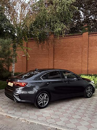 2018: Kia K3: 2018 г., 1.6 л, Вариатор, Бензин, Седан — 2
