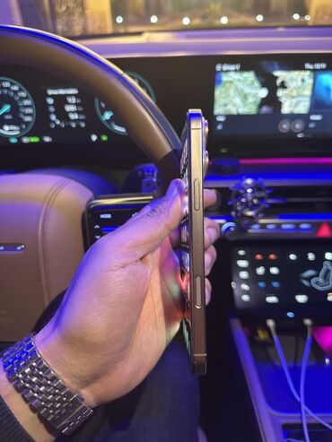 Apple iPhone: IPhone 15 Pro, 256 GB, White Titanium, Face ID — 5