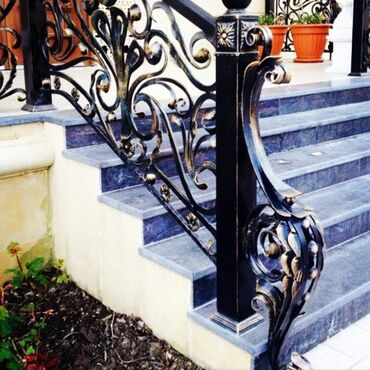 Pilləkən məhəccərləri: Məhəccərlər ( perila) — 13