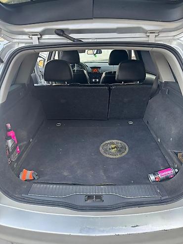 кузов е39: Opel Astra: 2013 г., Механика, Бензин, Универсал — 1