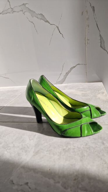женские туфли со шнурками: Туфли 38, цвет - Зеленый